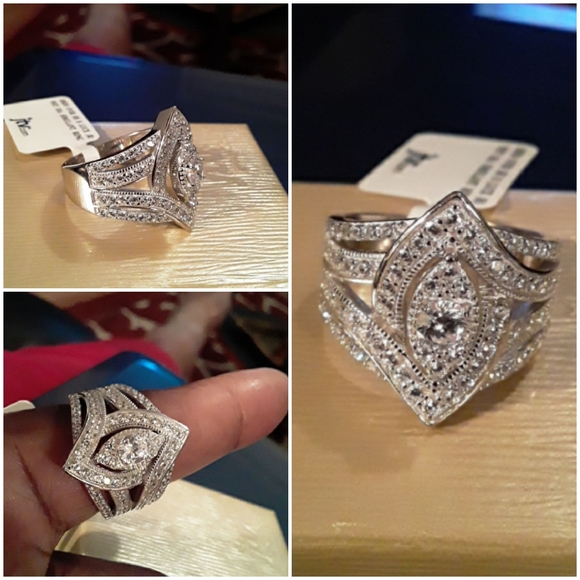 Jewelry - Belle Luce 4cts.